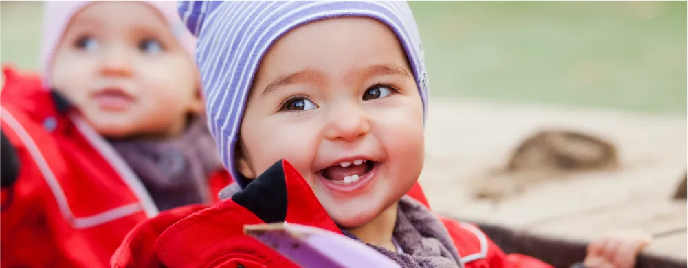 Qué prendas debe incluir los uniformes de guardería completos